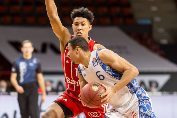 球队必将以 球队必将以