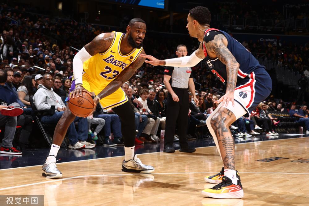 的跑位不断 的跑位不断